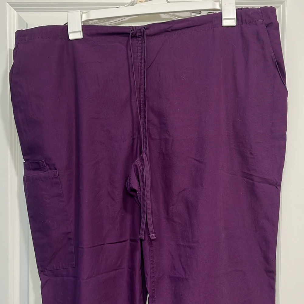 Scrub pants